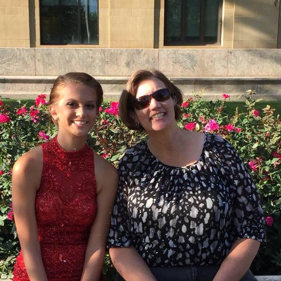 Meet your Posher, Anissa - Picture 1 of 1